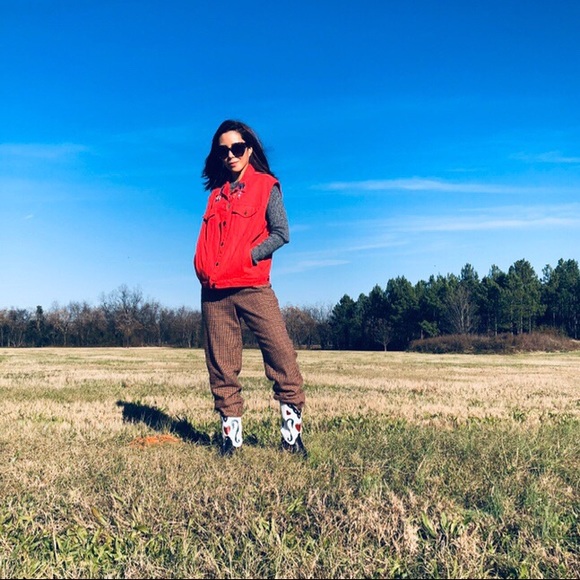 HAND PAINTED RED SOUTH WESTERN PRINCESS VEST - Picture 7 of 8